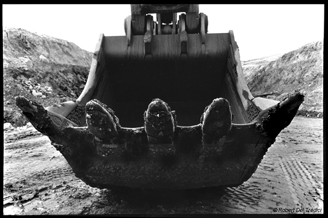 C2. Uranium Shovel.